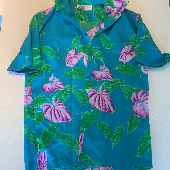 🌸Vintage Hilo Hattie’s Hawaiian Shirt🌸 - Picture 5 of 5